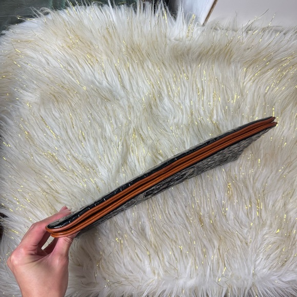 Tory Burch Black Clutch with Brown Logo Trim - Picture 7 of 9